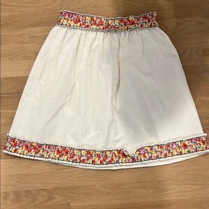 CHANEL White A-Line Skirt with Multicolor Trim